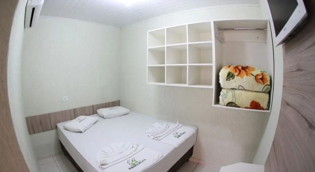 Hotel Reboucas, Забронировать Отель Отели Куритиба с парковкой, рядом с Конгресс-центр Estacao Embratel, Парковка