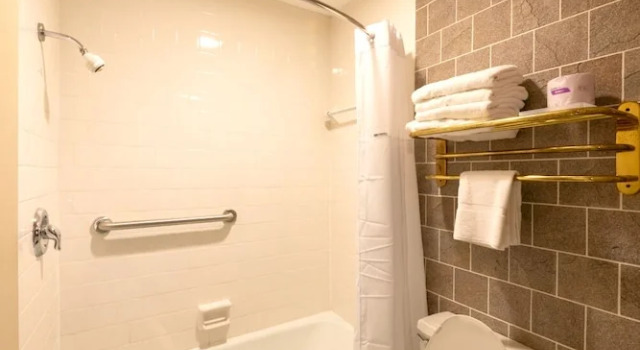 Номер Comfort Regency Inn of Eddyville Kuttawa