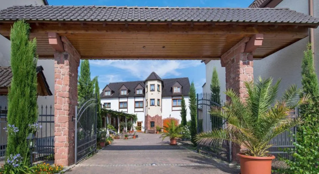 Трёхместный номер Standard Landhotel Hopp Garni
