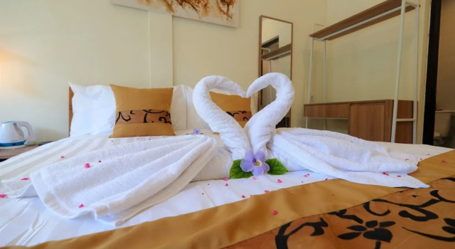 Двухместный номер Deluxe с видом на бассейн Hotel and Villa B52 Gili Air