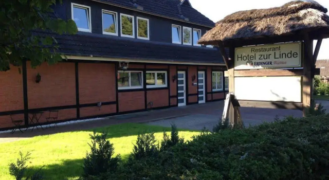 Landhotel garni zur Linde, Забронировать Отель Ратекау Bay of Lubeck
