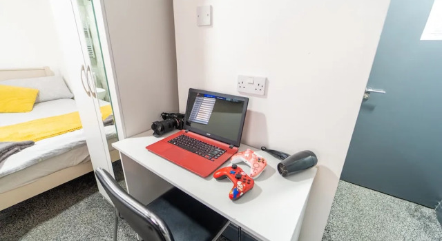 Lovely Studio in Selly Oak 10 Mins From City!, Varaa Hotelli Birmingham West Midlands