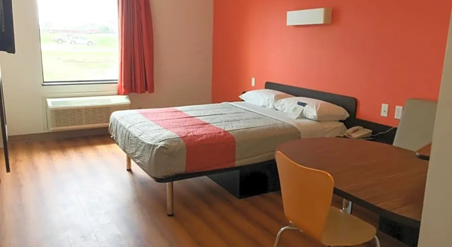 Номер Economy Motel 6 Texas City, TX - I-45 South