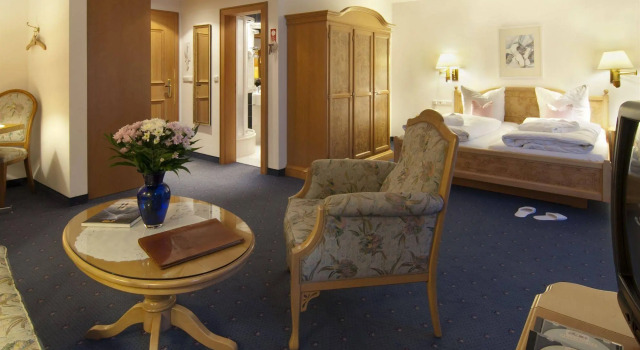 Hotel Rheinischer Hof