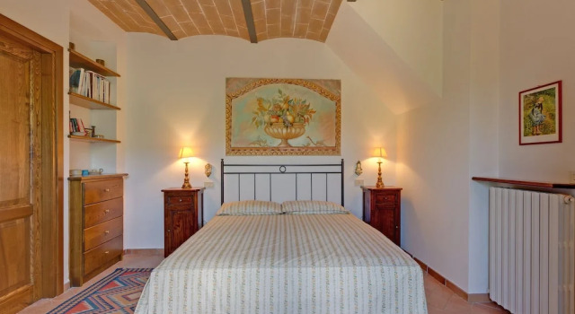 Borgo Acquaiura, Prenota Hotel Acquaiura Umbria