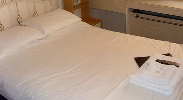 The George Hotel, Забронировать Отель Отели Англии 3 звезды, 3*
