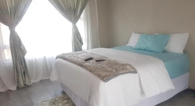 Jubies Guest Lodge, Prenota Affittacamere Hotel economici a Vereeniging