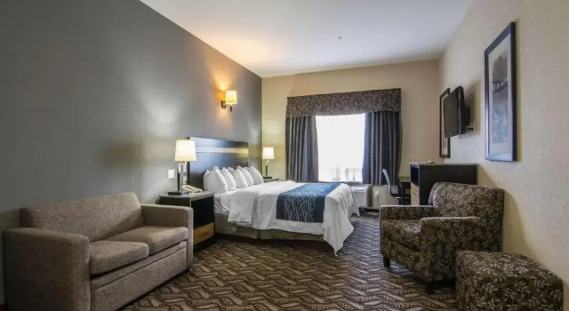 Люкс Comfort Inn & Suites Fort Saskatchewan