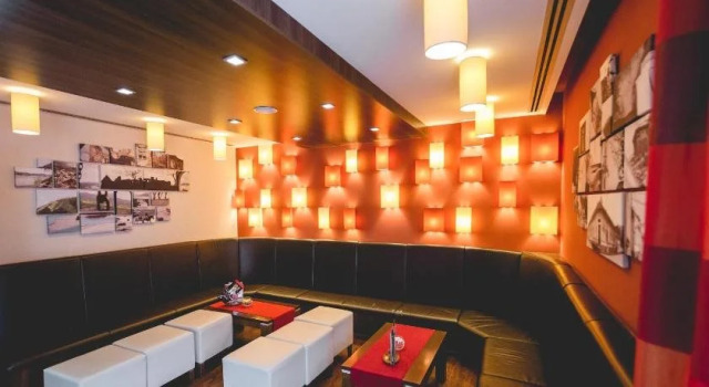 Royal Club Hotel