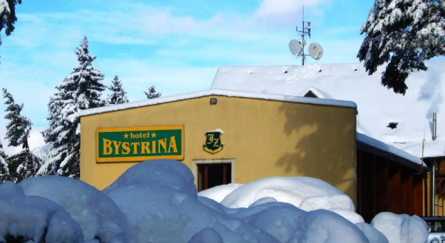 Hotel Bystrina, Rezervovat Hotel Hotely v Žilinský kraj s parkováním, Parkování