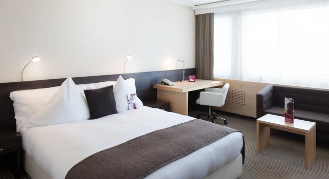 Двухместный номер Premium Crowne Plaza Zürich by IHG