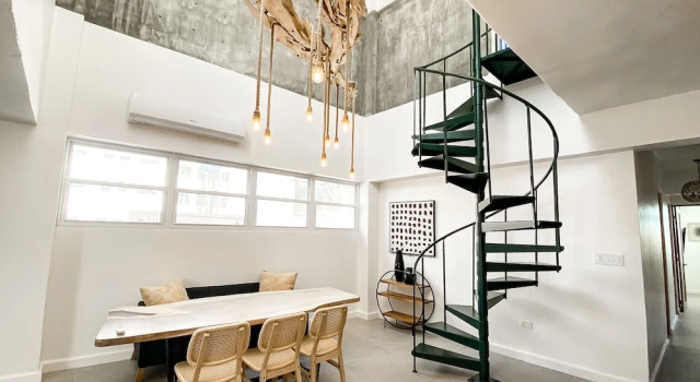 Апартаменты Deluxe с 3 комнатами с балконом и с видом на город N1 Condos