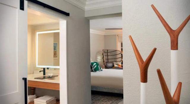 Двухместный номер с видом на океан Pelican Grand Beach Resort, a Noble House Resort