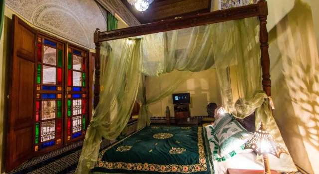 Standart süit Riad Ibn Khaldoun