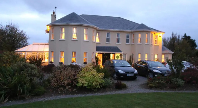 Brook Manor Lodge