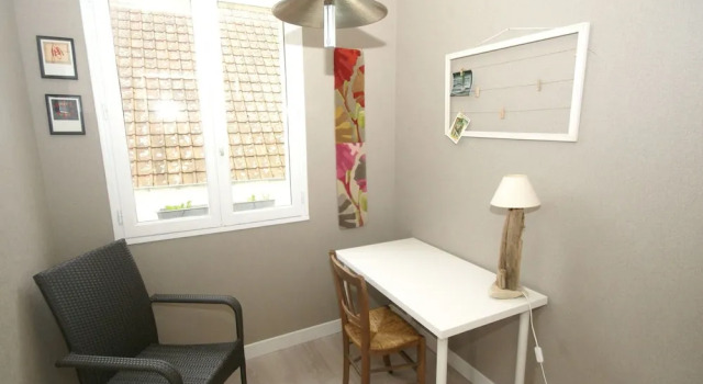 Beautiful, Renovated Cottage With Garden 500 Meters From the Beach, Забронировать Дом для отпуска Агон-Кутенвиль 