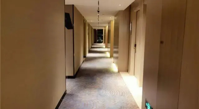 Echarm Hotel Changsha Yuelu District Fuyuan Bridge Metro Station, Prenota Hotel Hotel 3 stelle a Changsha, 3*