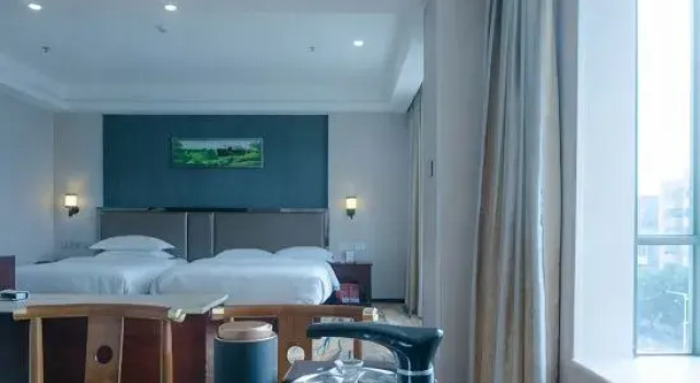 Двухместный люкс Business Bandao Mingzhu Hotel