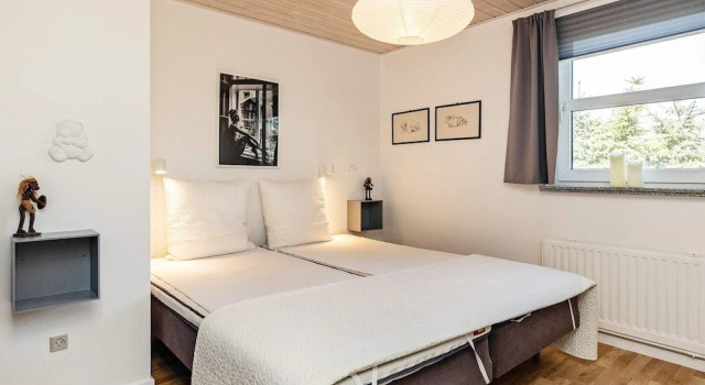 5 Star Holiday Home in Hals