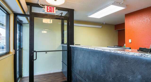 Econo Lodge South Holland