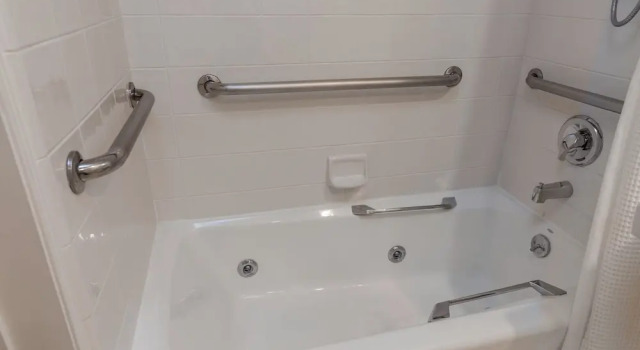 Четырёхместный номер Standard Saratoga Oaks Lodge