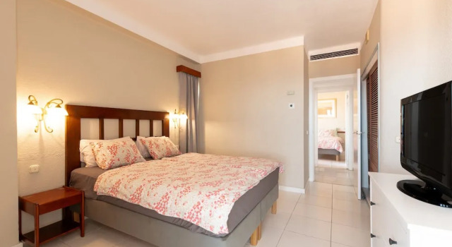 2 Br Aprt Ocean View, Забронировать Апартаменты/квартира Апартаменты Адехе, Апартаменты/квартира