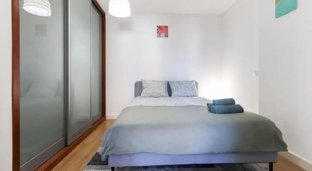 Lisbon Flower 360º - Your Lovely Flat with Pool and Parking, Забронировать Отель Отели Лиссабона с бассейном, рядом с Hipodromo do Campo Grande, Бассейн