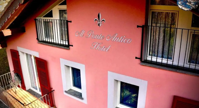Hotel al Ponte Antico, Book Hotel Intragna 