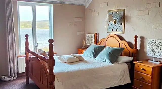 Waterfront Rest B&B, Prenota Bed & breakfast Clifden 