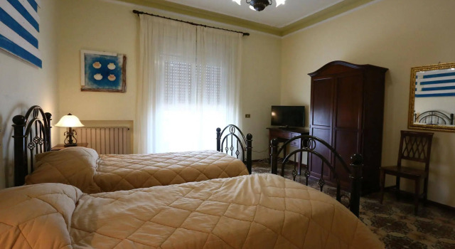 Sirocco B&B, Buchen Sie Bed & Breakfast Villa San Giovanni Kalabrien
