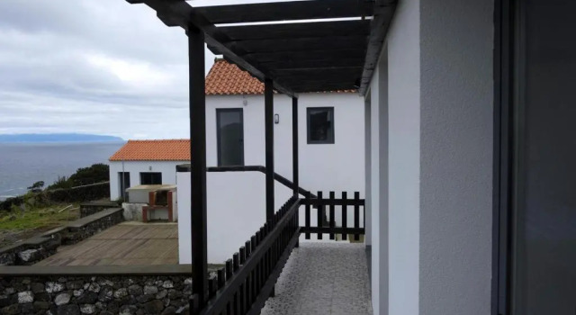 Sara Village, Забронировать Апартаменты/квартира Сан-Роки-ду-Пику Остров Пику