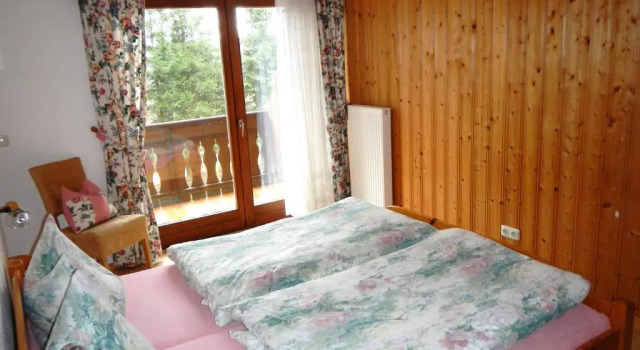 Ferienwohnung Waldoase am Fuchsenstein, Varaa Hotelli Hotellit Baijeri pysäköinnillä, Pysäköinti