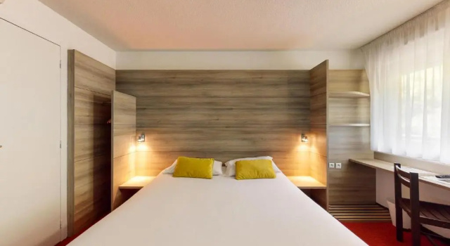 Двухместный номер Standard Ever Route 64 Brit Hotel Tarbes Ibos