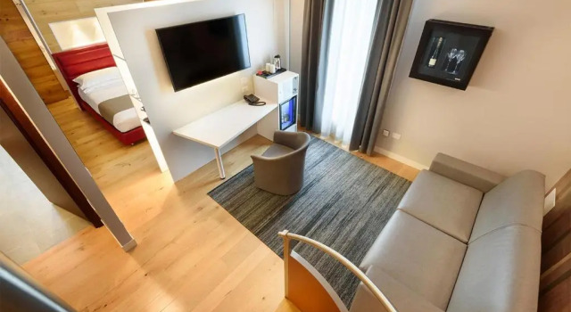 Полулюкс GHV Hotel