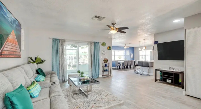 Canal & Gulf Views: Spacious Hudson Home, Prenota Casa vacanze Cottage a Hudson, Cottage