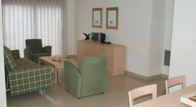 Apartment Enric Serra 1-5