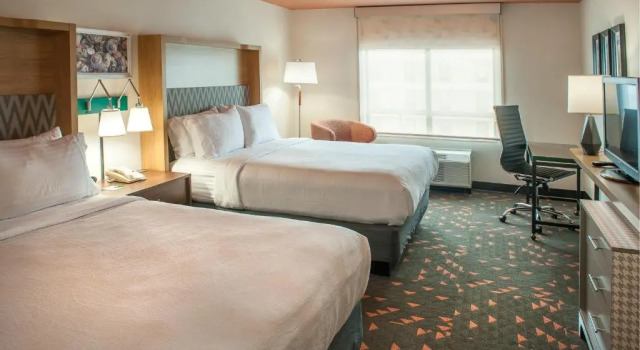 Четырёхместный номер Standard Holiday Inn Pensacola - University Area by IHG