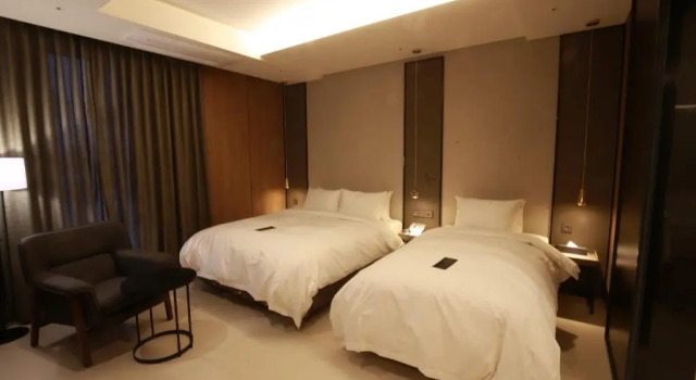 Полулюкс Hotel East9