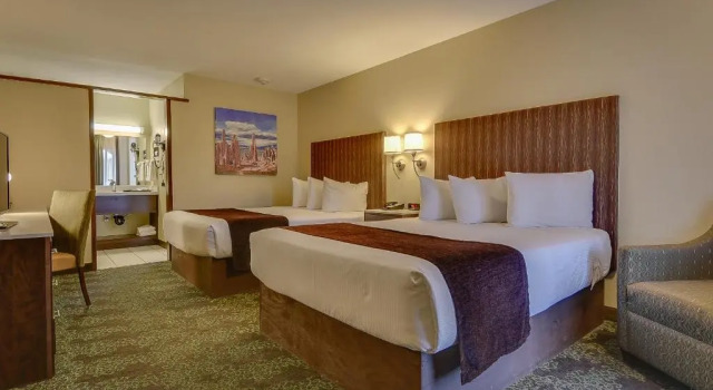 Четырёхместный номер Standard Vagabond Inn Bishop