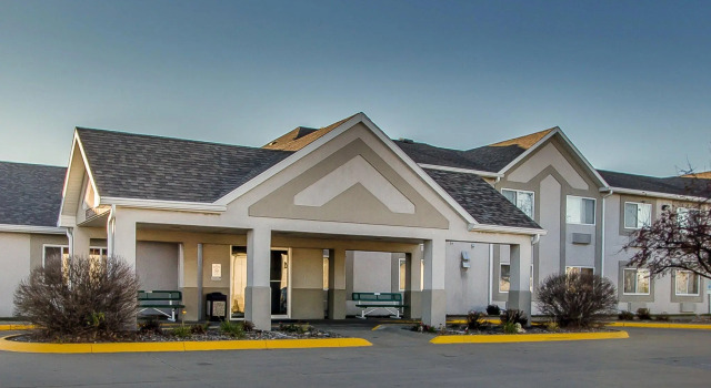 Люкс EverSpring Inn & Suites