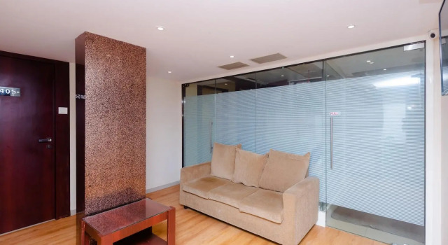 OYO 10019 Malad Residency