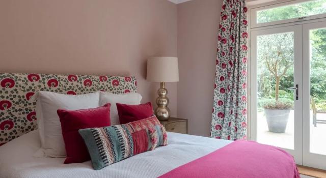 JOIVY Elegant 3-Bed Flat W/ Private Garden In Notting Hill