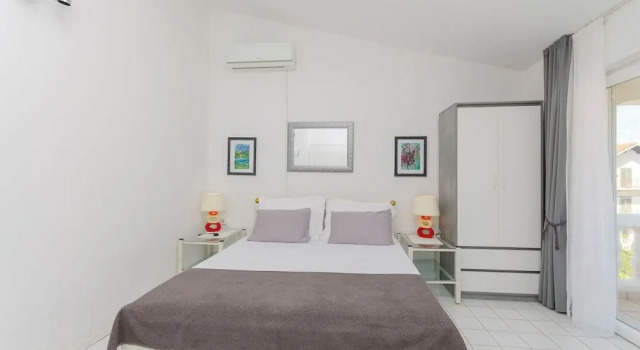 Студия с балконом Apartments and Rooms On the Beach