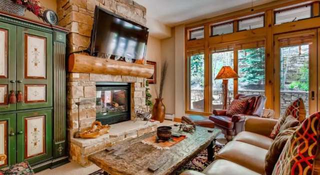 The Timbers on River Run, 3 Bed Ski-in Ski-out Condo-Hot Tub, Sauna, Heated Pool!, Забронировать Отель Отели Кистон с бассейном, Бассейн