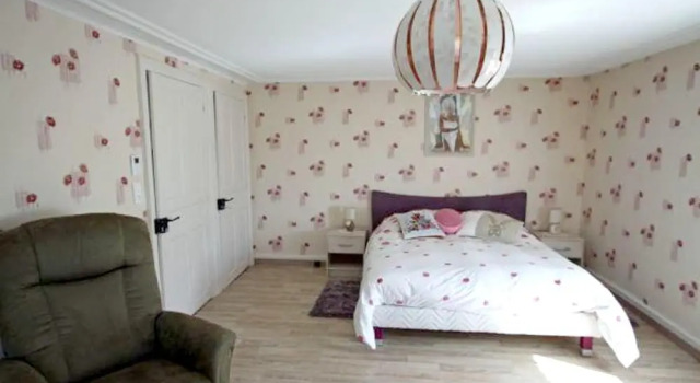 House With one Bedroom in Fraize, With Enclosed Garden and Wifi, Забронировать Отель Отели Вогезы с парковкой, Парковка