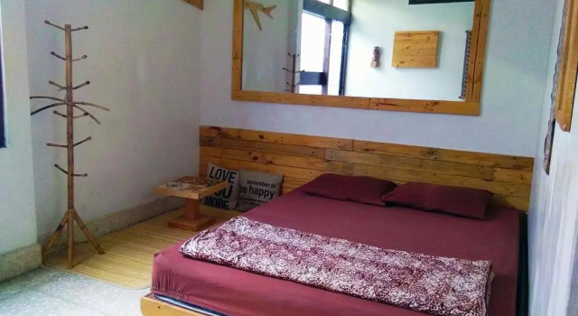 Rumah Roso Homestay, Book Hotel Billige hoteller i Mantrijeron
