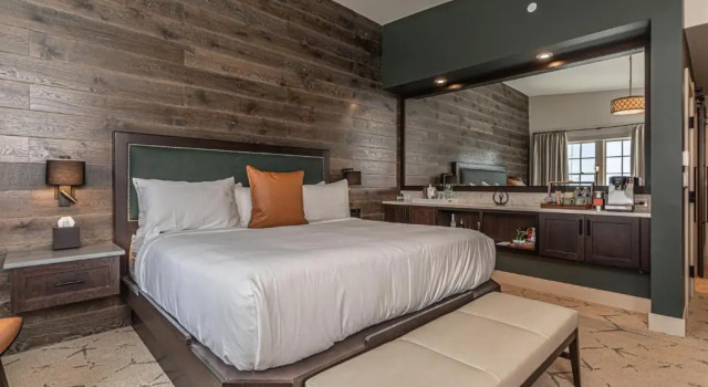 Номер Standard с балконом Ghost Light Inn