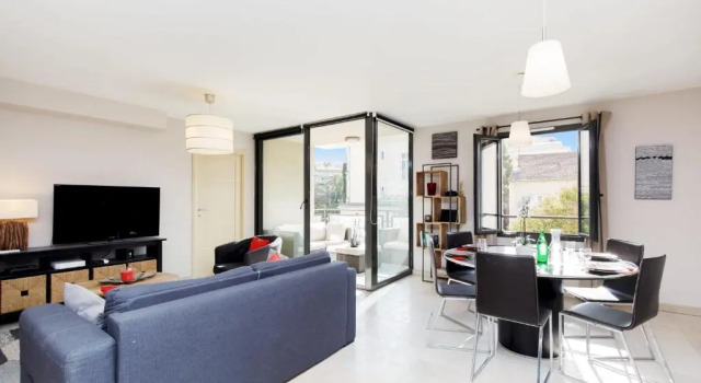 Апартаменты 3 Bedrooms: 200m From Croisette