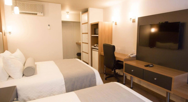Hôtel Marineau Shawinigan, Buchen Sie Hotel Hotels in Québec mit Parkplatz, Parkplätze