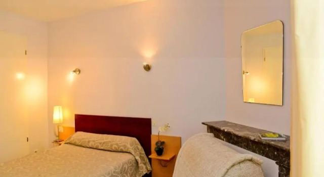 Номер Standard Logis Hôtel lAmandier
